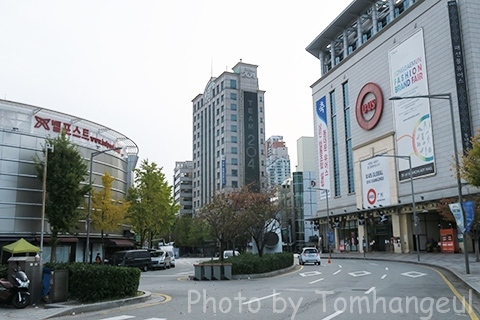 東大門 동대문 トンデムン 東大門市場 ソウルの観光 旅行 韓国 韓国旅行 トム ハングル